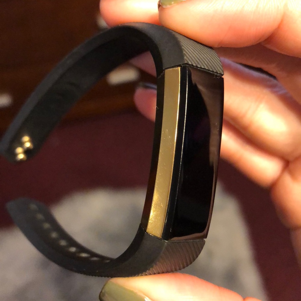 Fitbit Alta - image 3